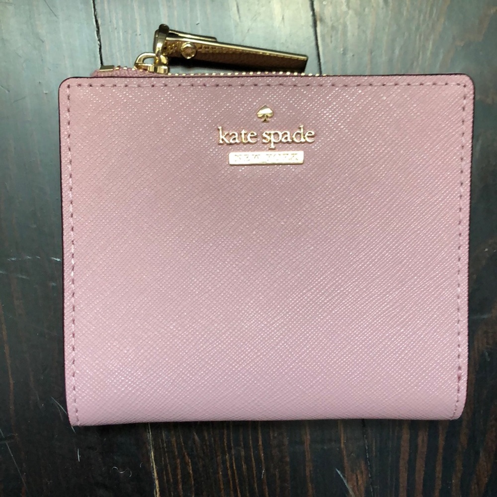 Kate Spade Dusty Peony (682) Adalyn Wallet